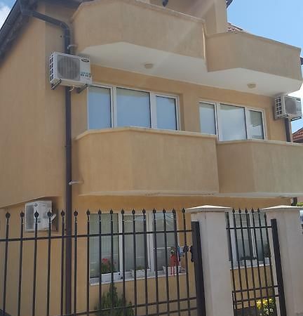 Villa Krisia Apartments سوزوبول المظهر الخارجي الصورة
